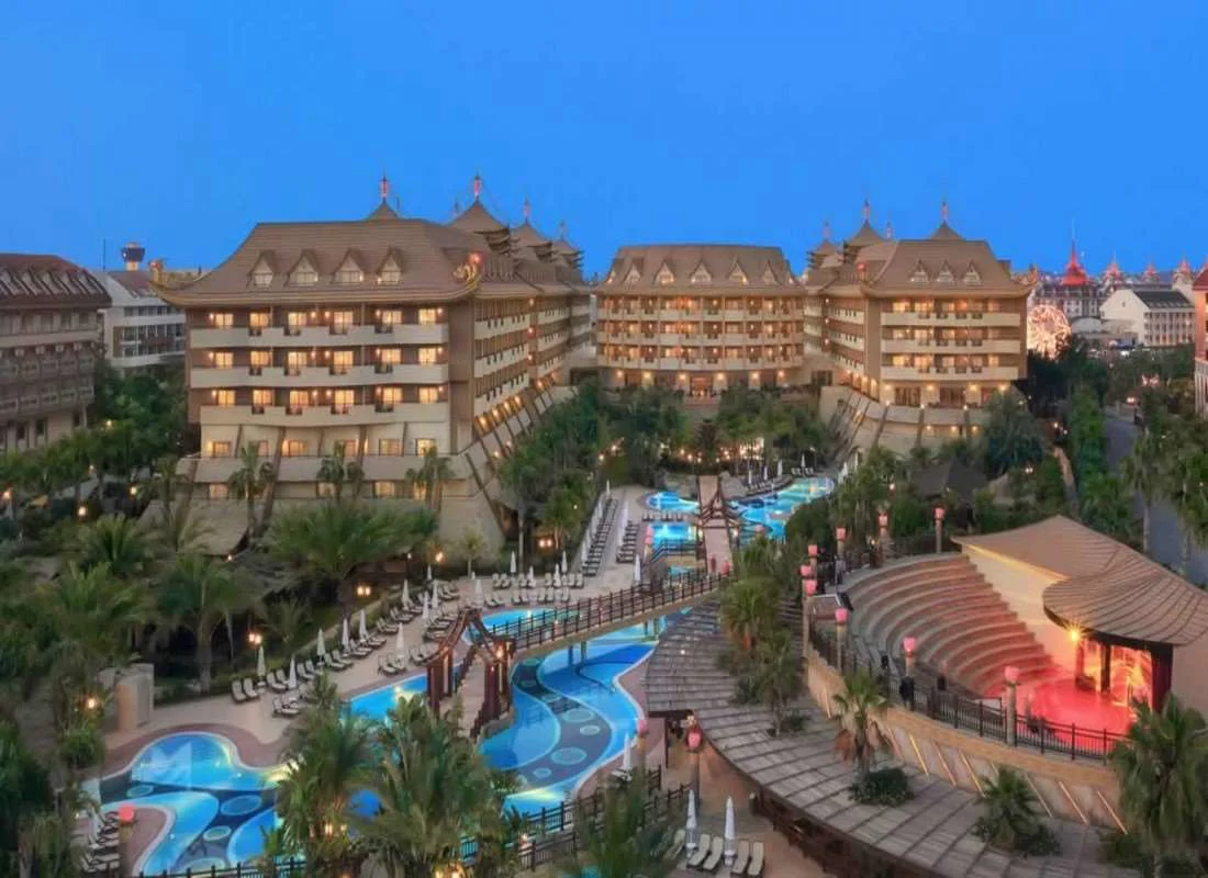 Hotel Royal Dragon 2