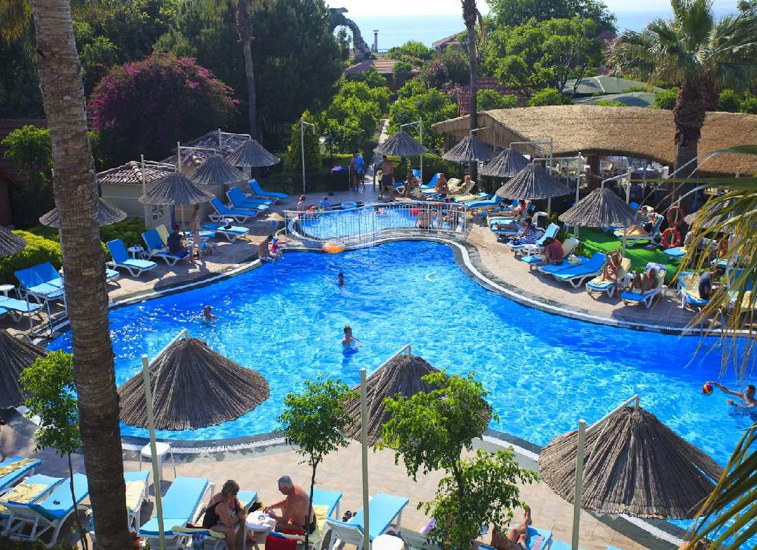 BUNGALOWS CAN GARDEN