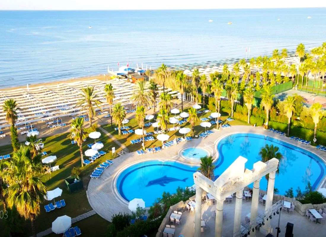 Cesars Resort Side 5