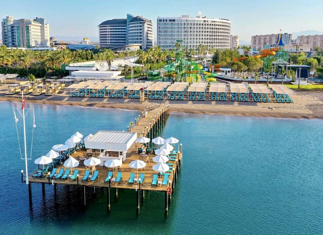 Crystal Centro Pearl Collection