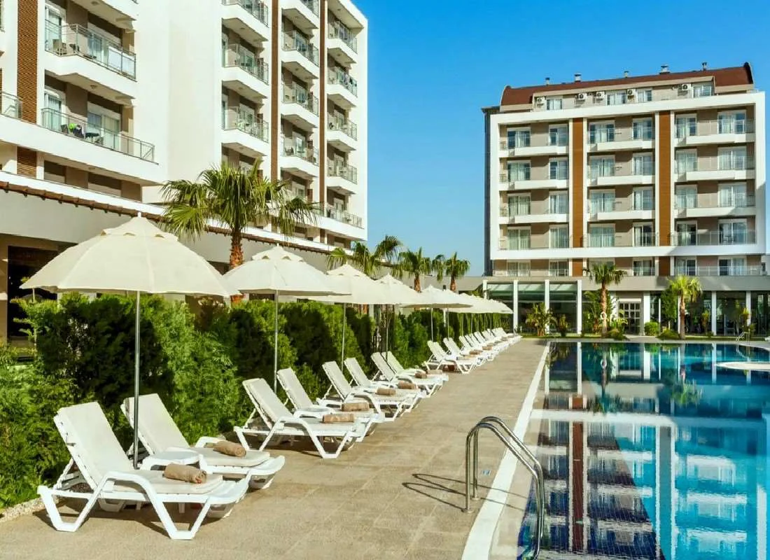 Greenwood Suites Resort Hotel 3